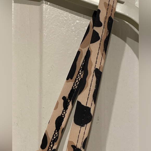 3/$30* M Shein Camo Gold-tone Ring Bikini Top Adj Strap Camouflage Medium Women - Picture 5 of 5